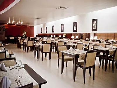 Hotel Capital O Mimi Del Mar, Playa Del Carmen Mexique